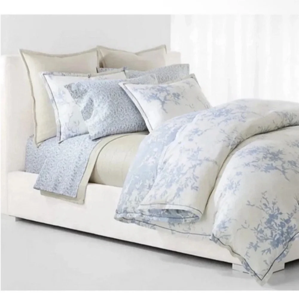 Ralph Lauren Reversible Cream/Blue Eva Duvet Cover 3-pc. Set